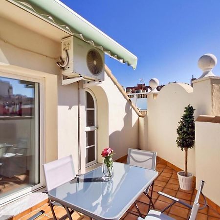 Atico Con Terraza Privada En Malaga Centroアパートメント エクステリア 写真